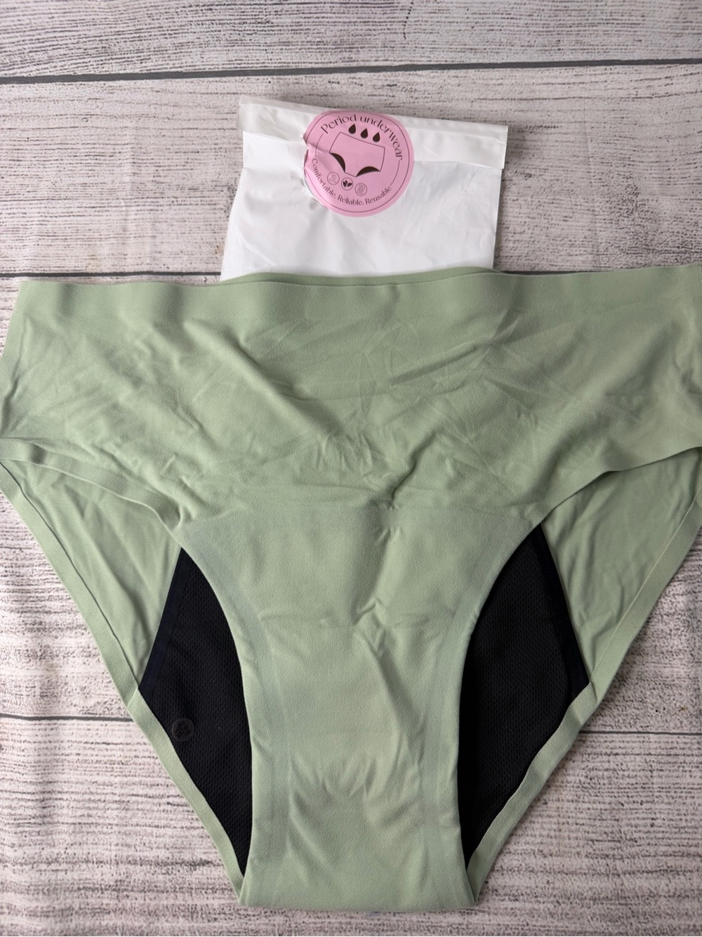High-Waist Period Underwear in Sage Green Size Large (8/10)